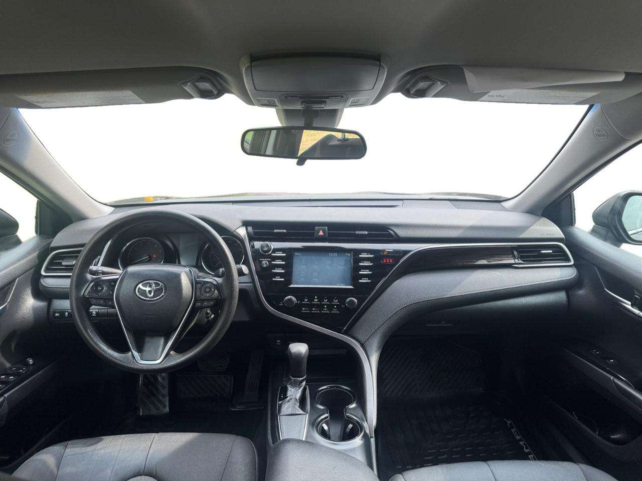 Toyota Camry LE Auto (Natl) 2019