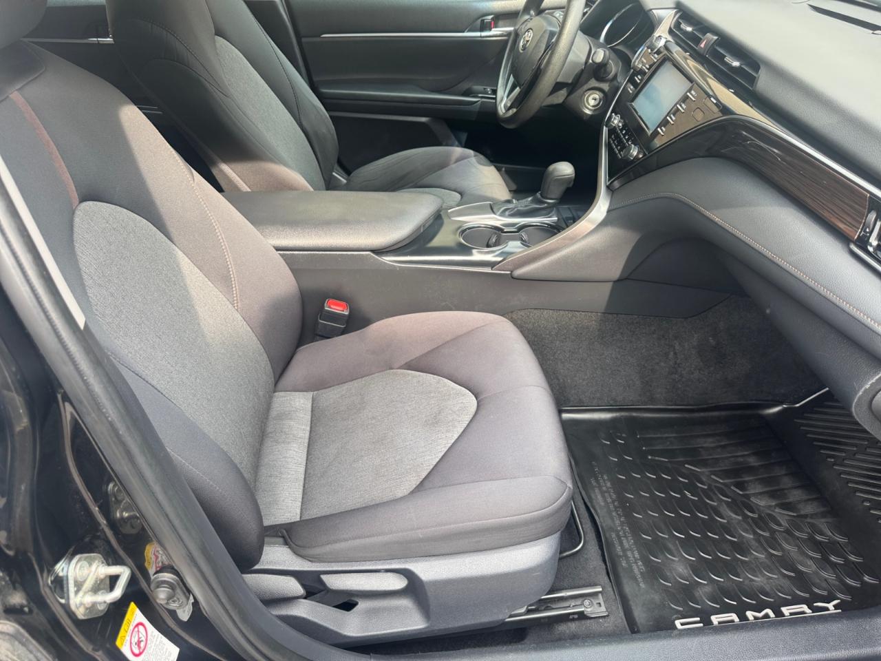Toyota Camry LE Auto (Natl) 2019