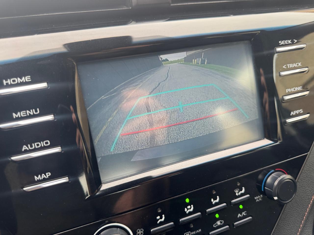 Toyota Camry LE Auto (Natl) 2019