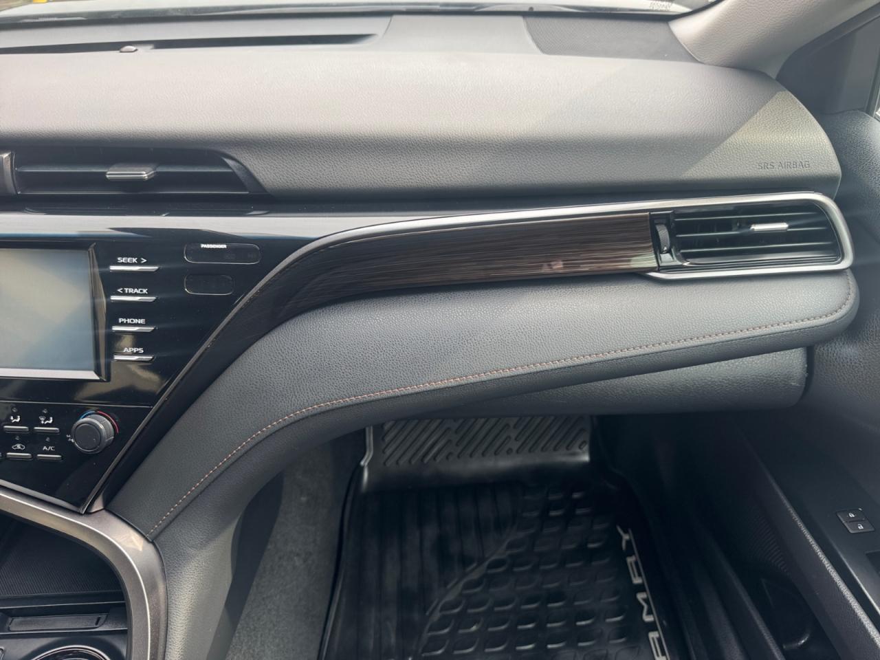 Toyota Camry LE Auto (Natl) 2019