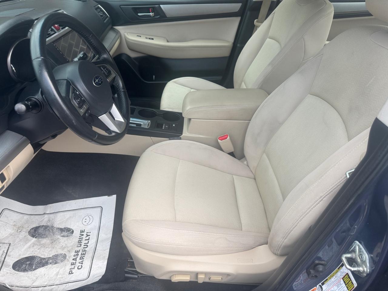 Subaru Legacy 4dr Sdn 2.5i Premium PZEV 2015
