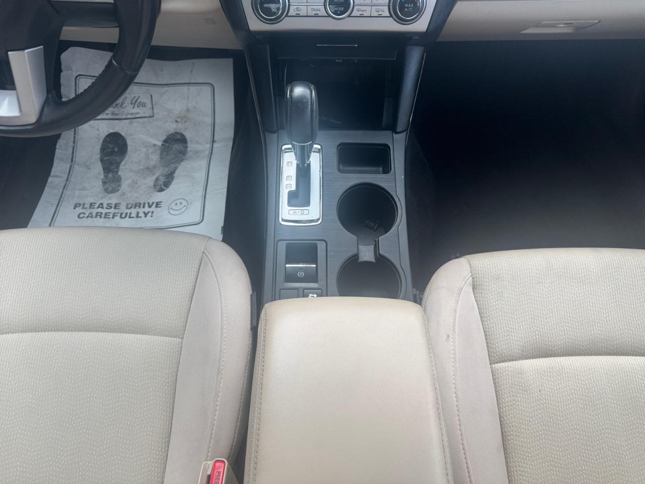 Subaru Legacy 4dr Sdn 2.5i Premium PZEV 2015