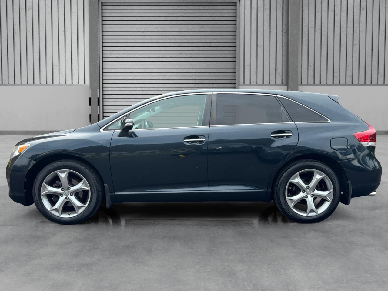 Toyota Venza 4dr Wgn V6 AWD XLE (Natl) 2014