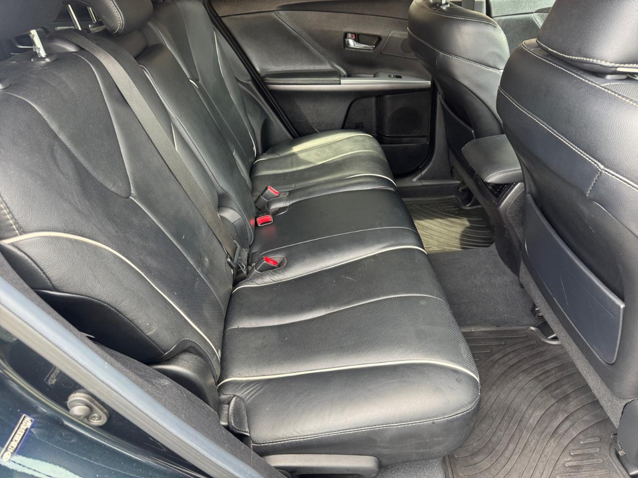 Toyota Venza 4dr Wgn V6 AWD XLE (Natl) 2014