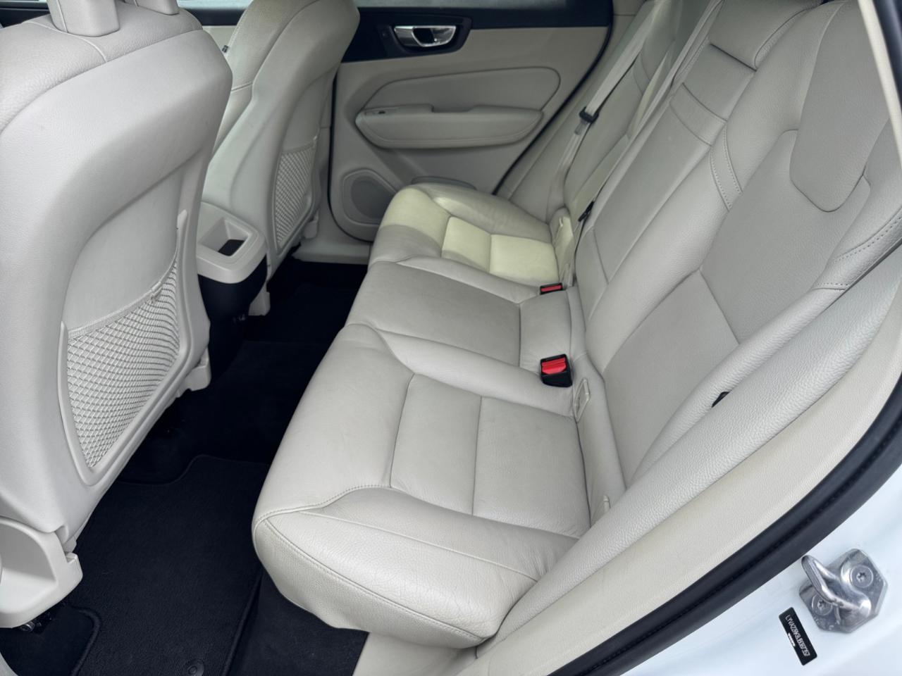 Volvo XC60 T6 AWD Momentum 2018