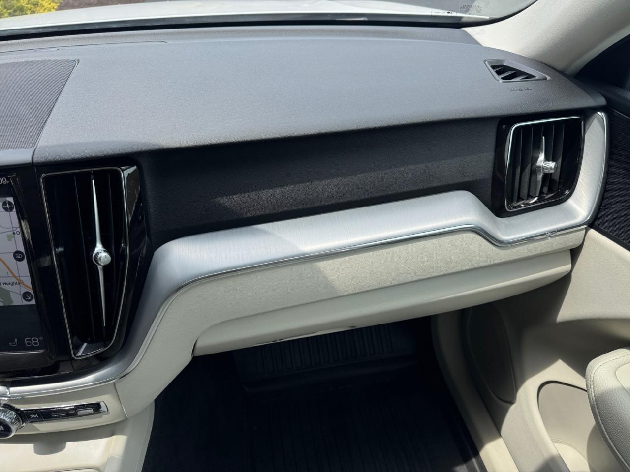 Volvo XC60 T6 AWD Momentum 2018
