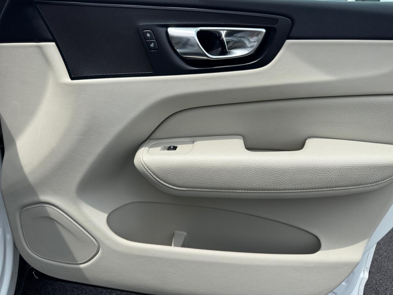 Volvo XC60 T6 AWD Momentum 2018