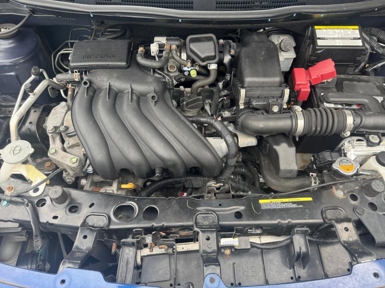 Nissan Versa Sedan SV CVT 2019