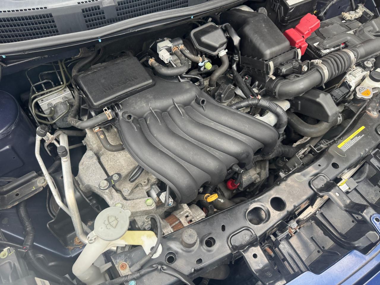 Nissan Versa Sedan SV CVT 2019