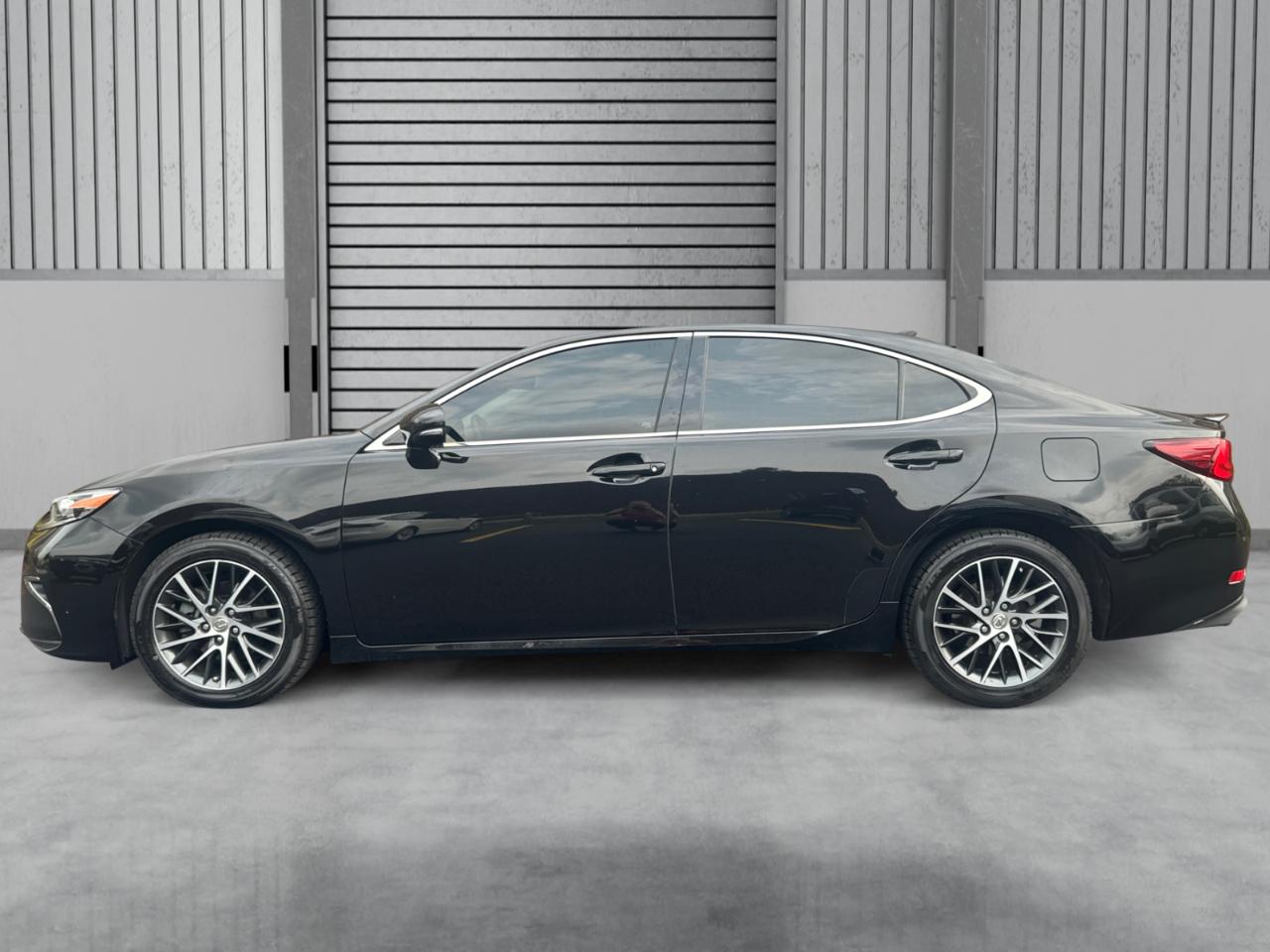 Lexus ES ES 350 FWD 2017