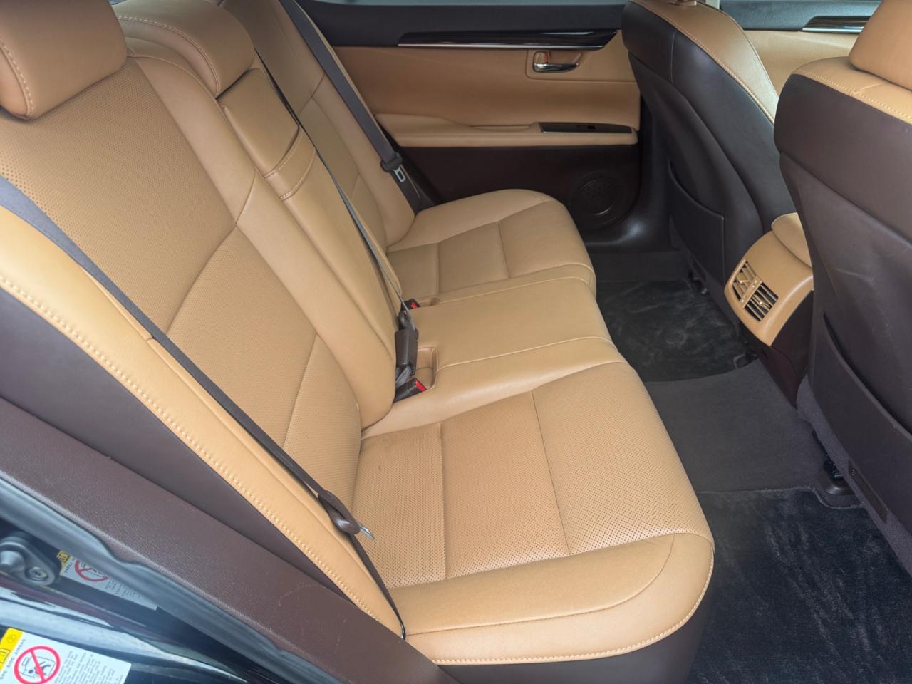 Lexus ES ES 350 FWD 2017