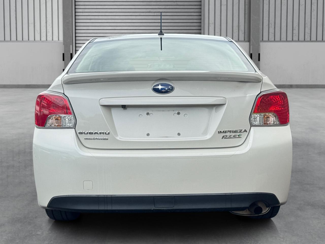 Subaru Impreza Sedan 4dr CVT 2.0i Premium 2016