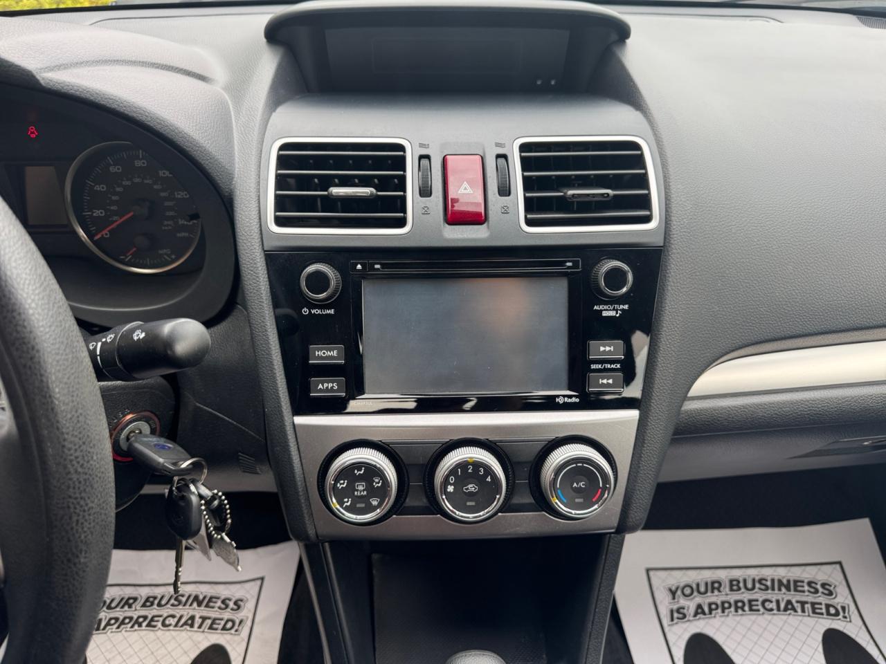 Subaru Impreza Sedan 4dr CVT 2.0i Premium 2016