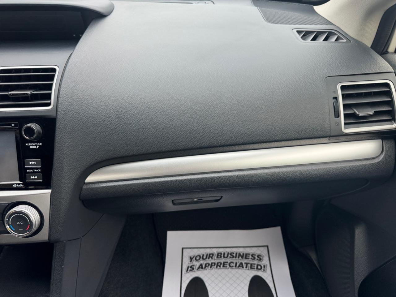Subaru Impreza Sedan 4dr CVT 2.0i Premium 2016