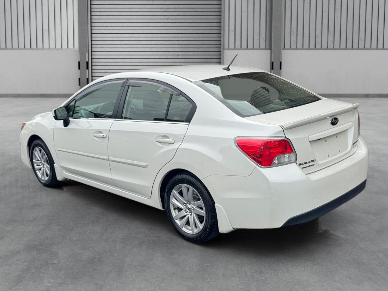 Subaru Impreza Sedan 4dr CVT 2.0i Premium 2016