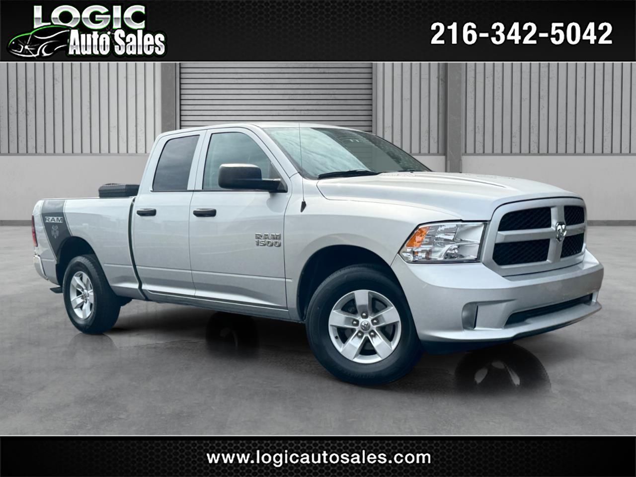 RAM 1500 Express 4x4 Quad Cab 6'4" Box 2017