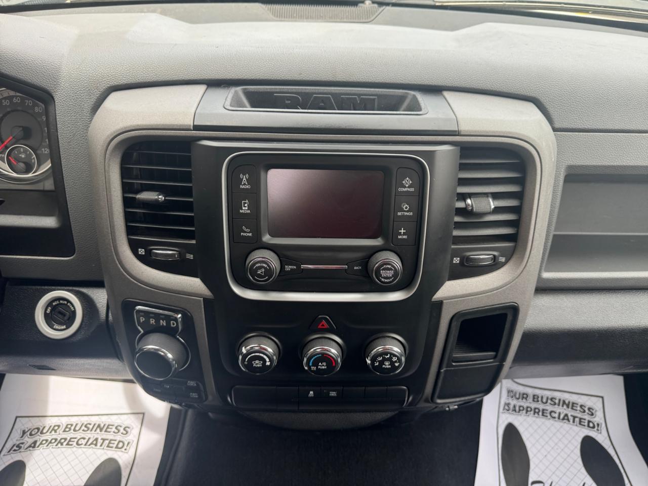 RAM 1500 Express 4x4 Quad Cab 6'4" Box 2017