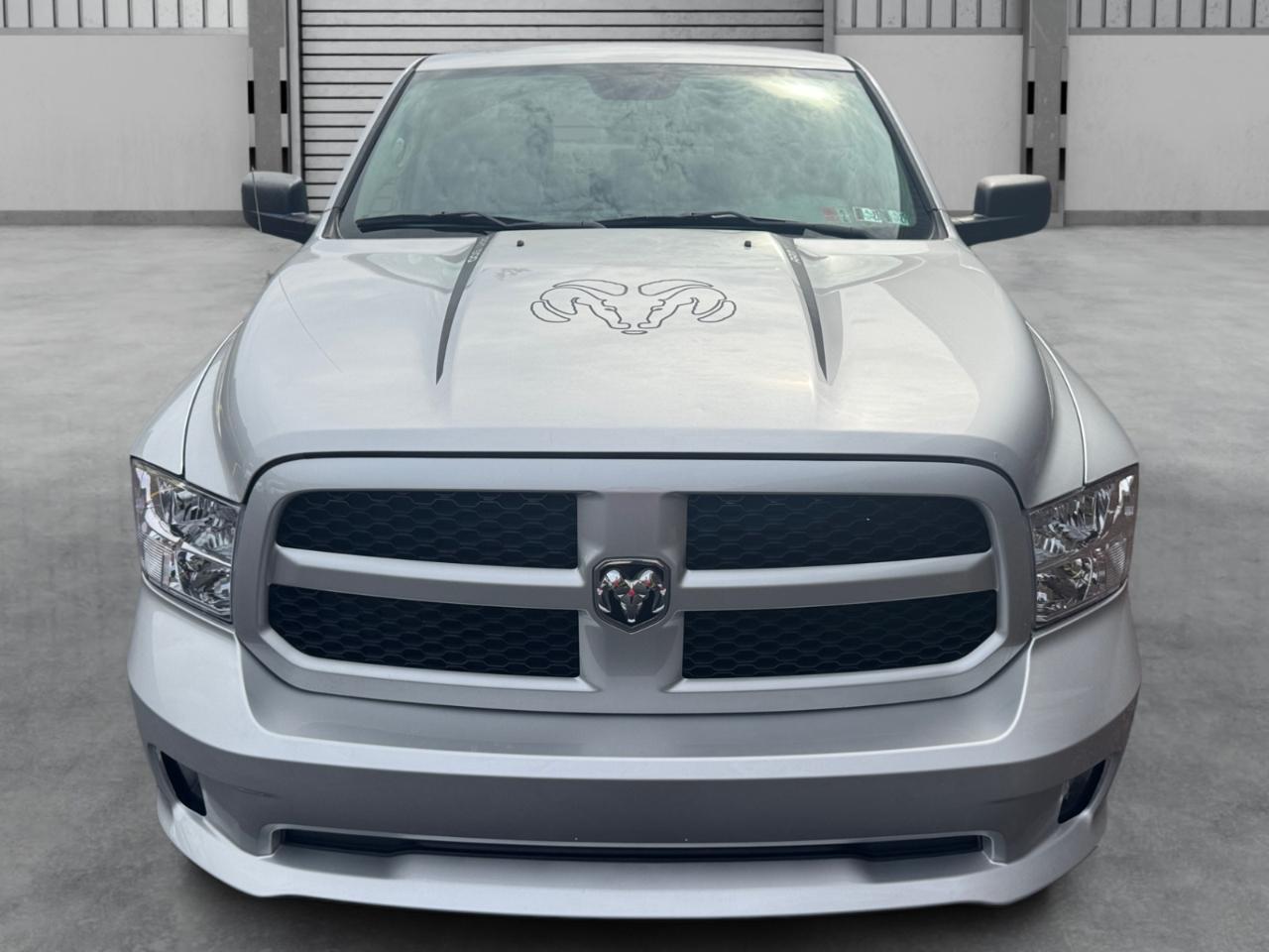 RAM 1500 Express 4x4 Quad Cab 6'4" Box 2017