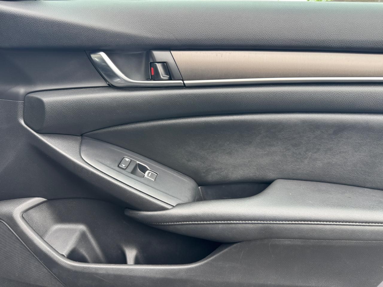 Honda Accord Sedan LX 1.5T CVT 2019