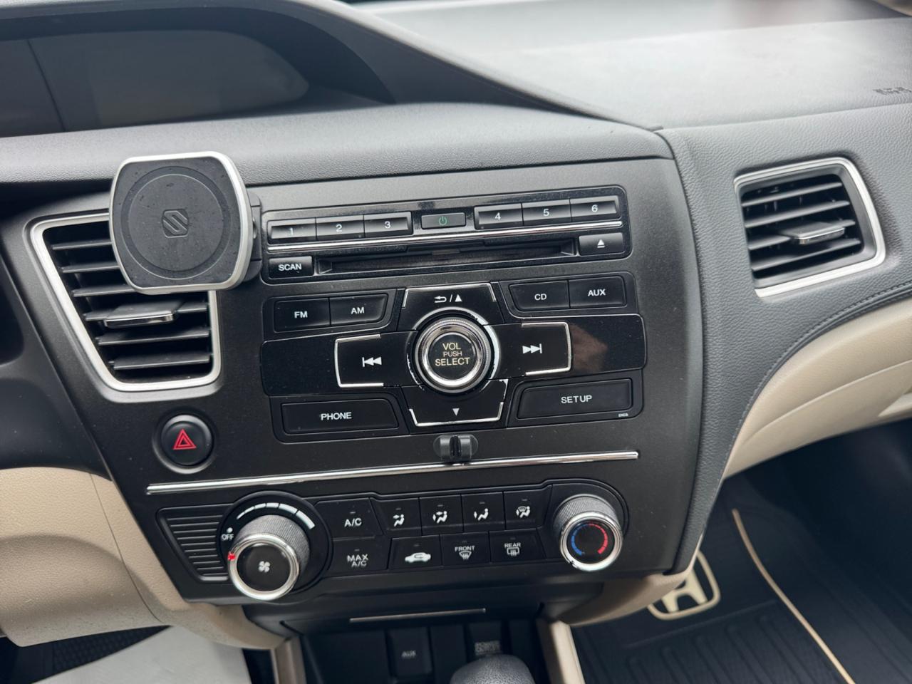 Honda Civic Sedan 4dr CVT LX 2015