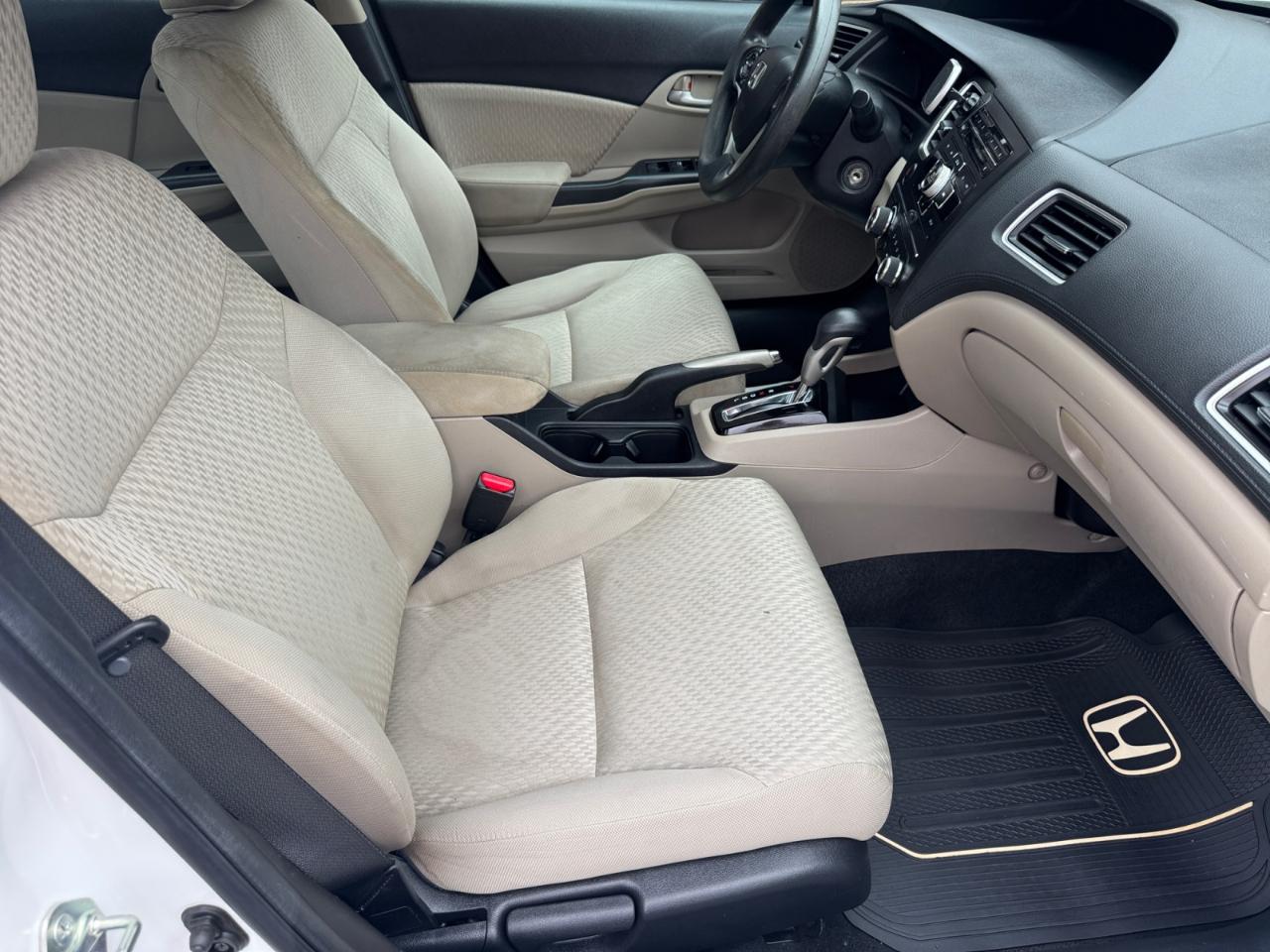 Honda Civic Sedan 4dr CVT LX 2015