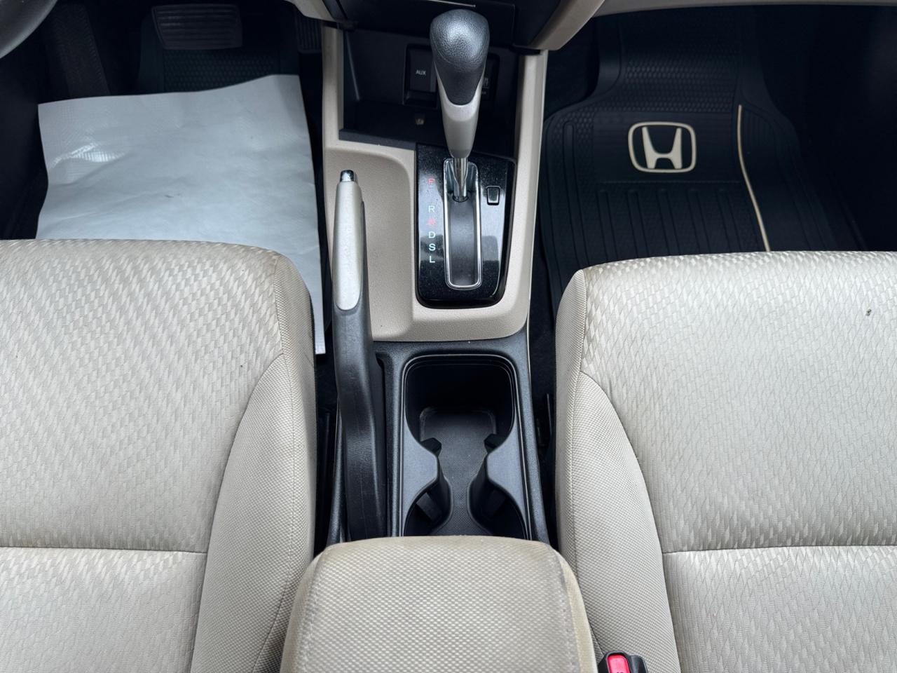 Honda Civic Sedan 4dr CVT LX 2015