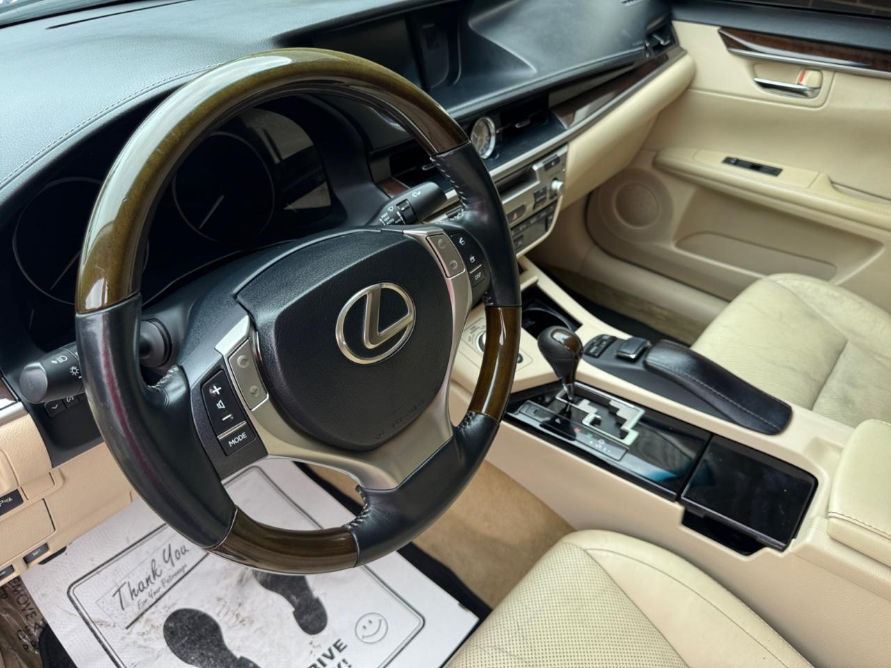 Lexus ES 350 4dr Sdn 2014