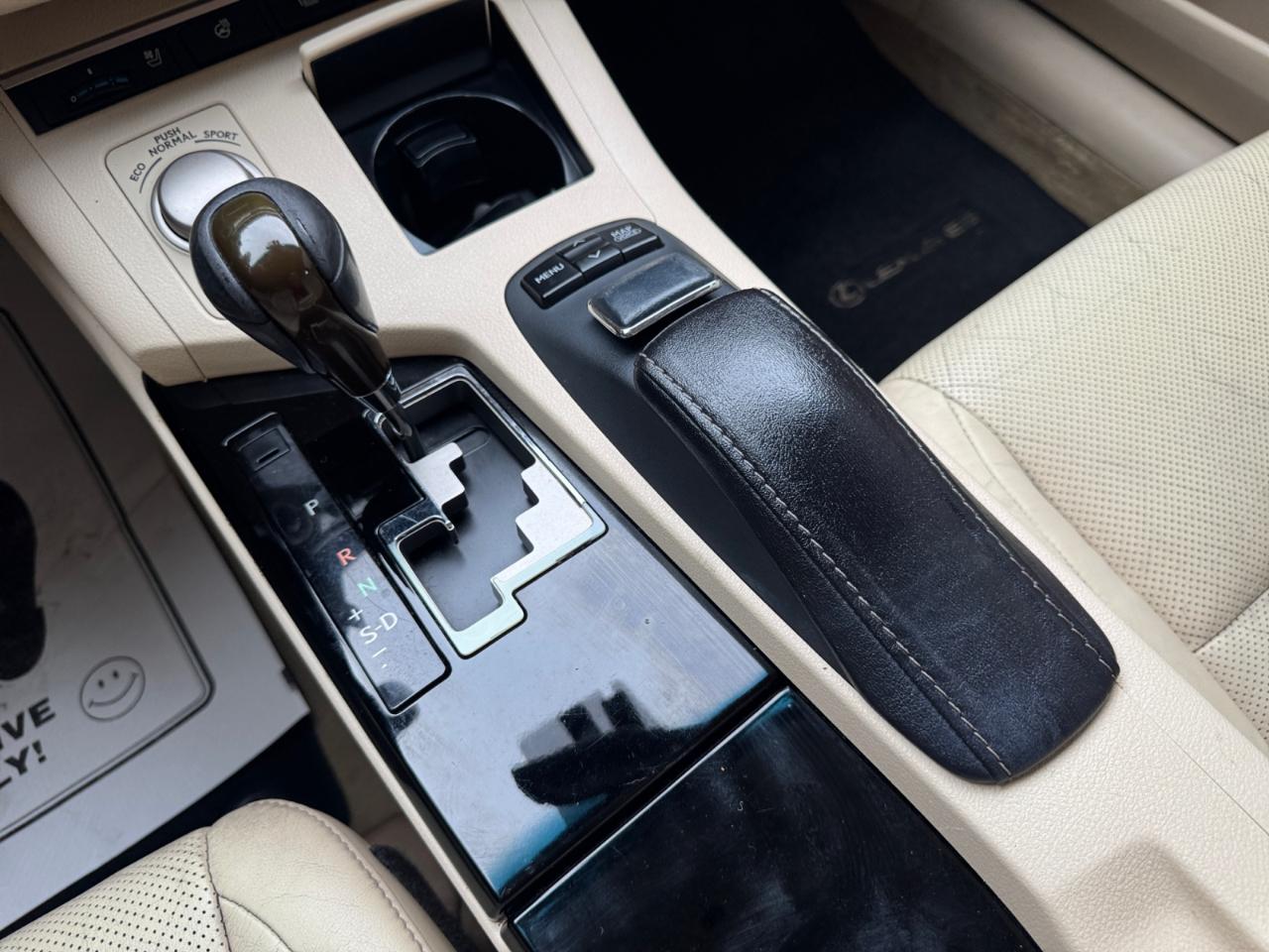 Lexus ES 350 4dr Sdn 2014