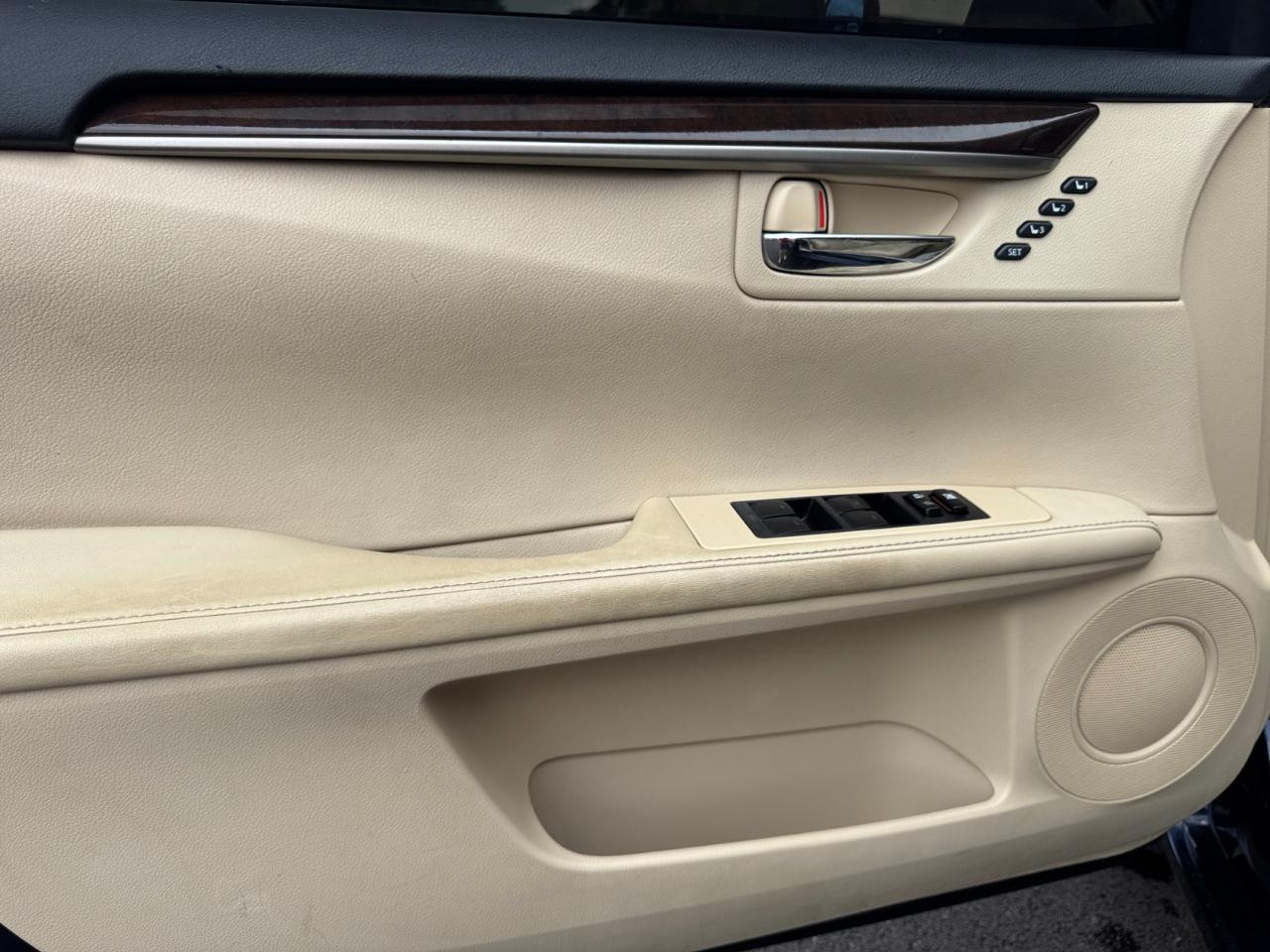Lexus ES 350 4dr Sdn 2014