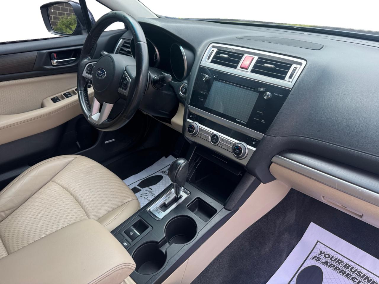 Subaru Legacy 4dr Sdn 2.5i Limited PZEV 2015