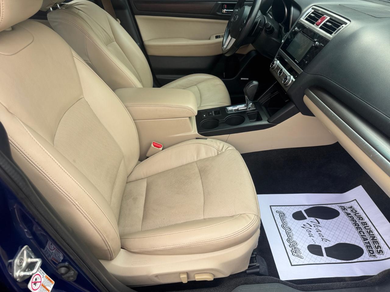 Subaru Legacy 4dr Sdn 2.5i Limited PZEV 2015