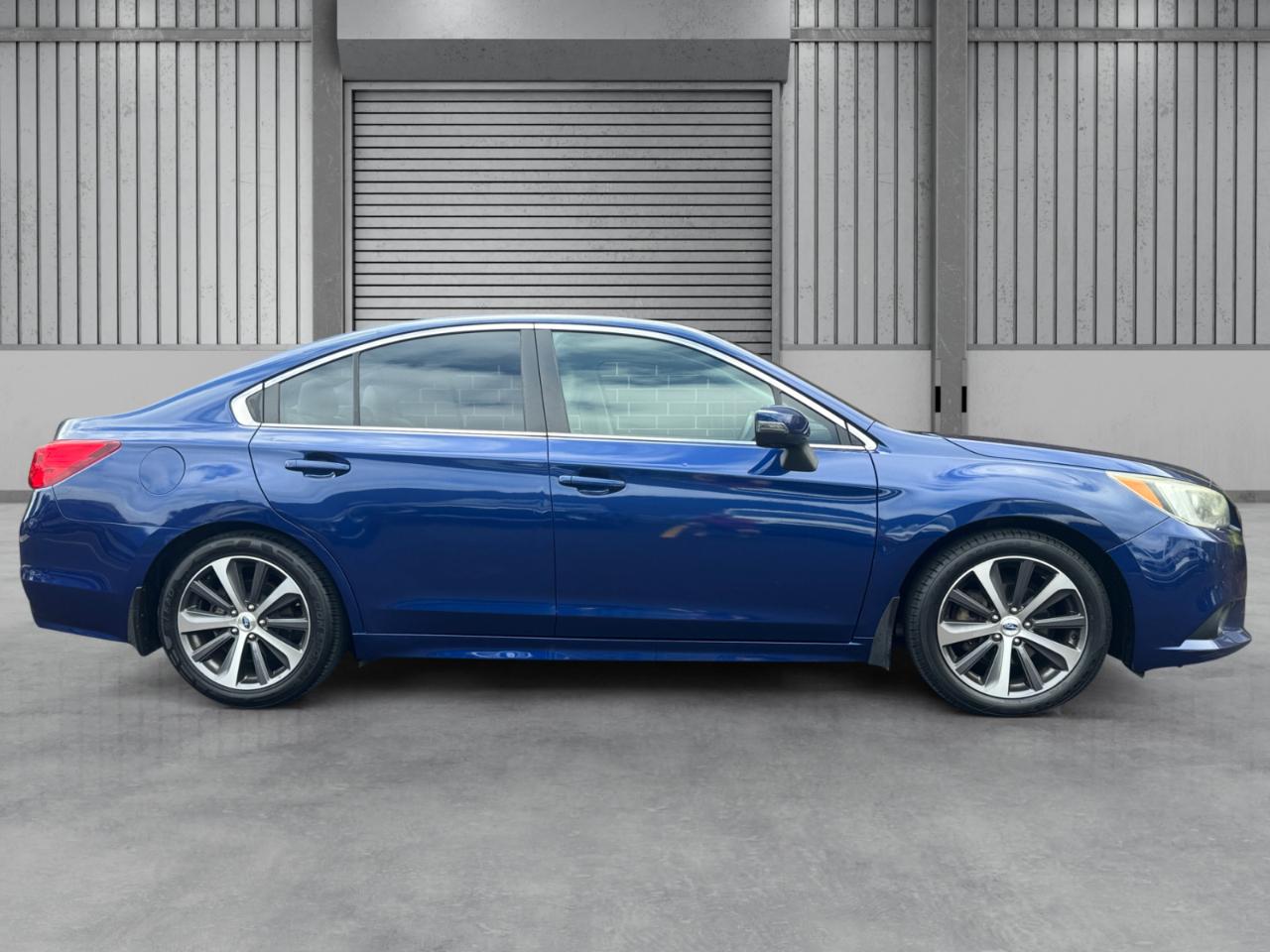 Subaru Legacy 4dr Sdn 2.5i Limited PZEV 2015