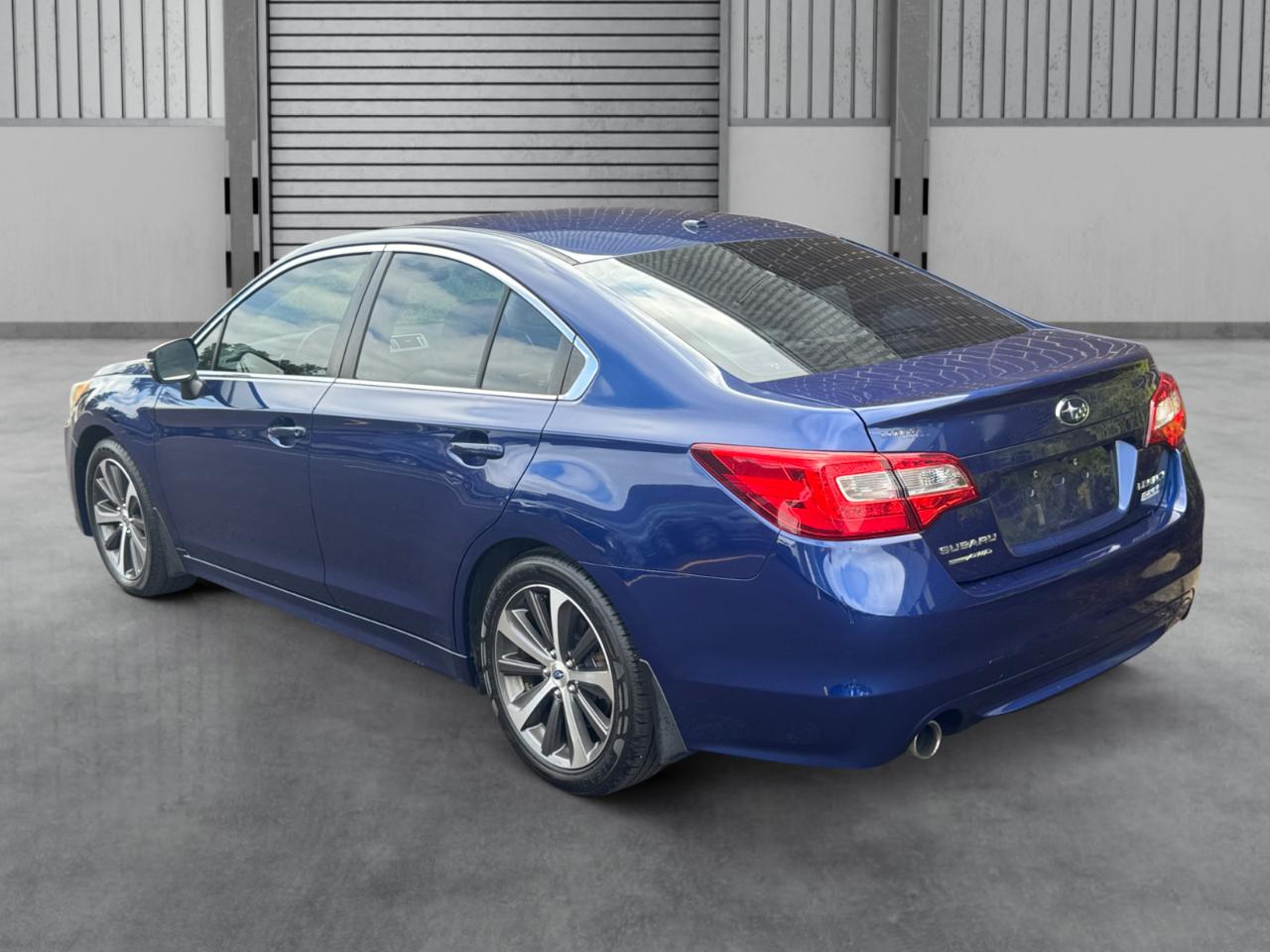 Subaru Legacy 4dr Sdn 2.5i Limited PZEV 2015
