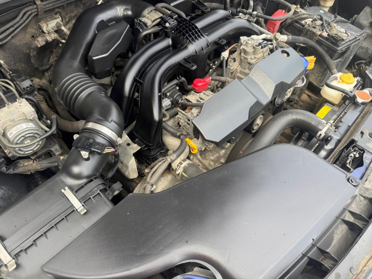 Subaru Legacy 4dr Sdn 2.5i Limited PZEV 2015