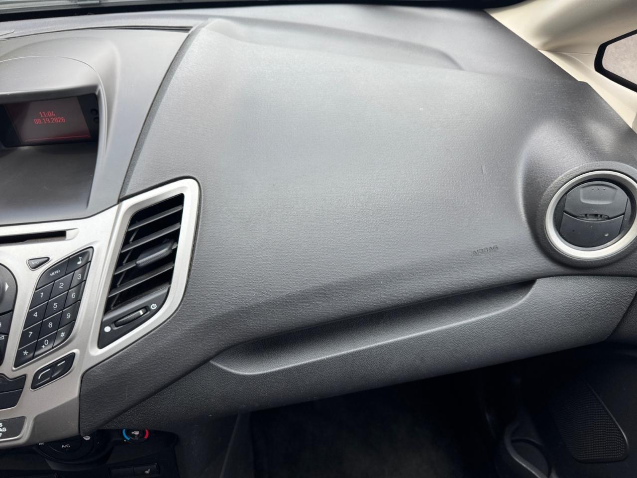 Ford Fiesta 5dr HB SE 2013