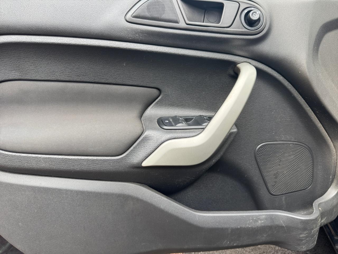 Ford Fiesta 5dr HB SE 2013
