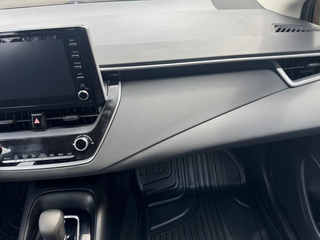 Toyota Corolla LE CVT (Natl) 2020
