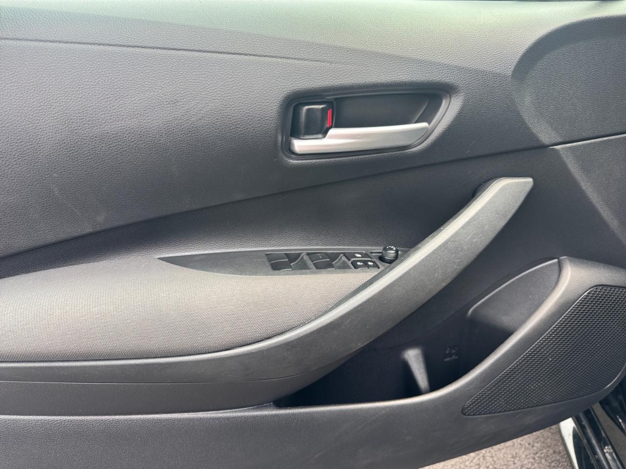 Toyota Corolla LE CVT (Natl) 2020