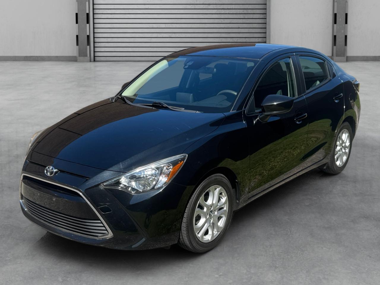 Toyota Yaris iA Auto (Natl) 2018