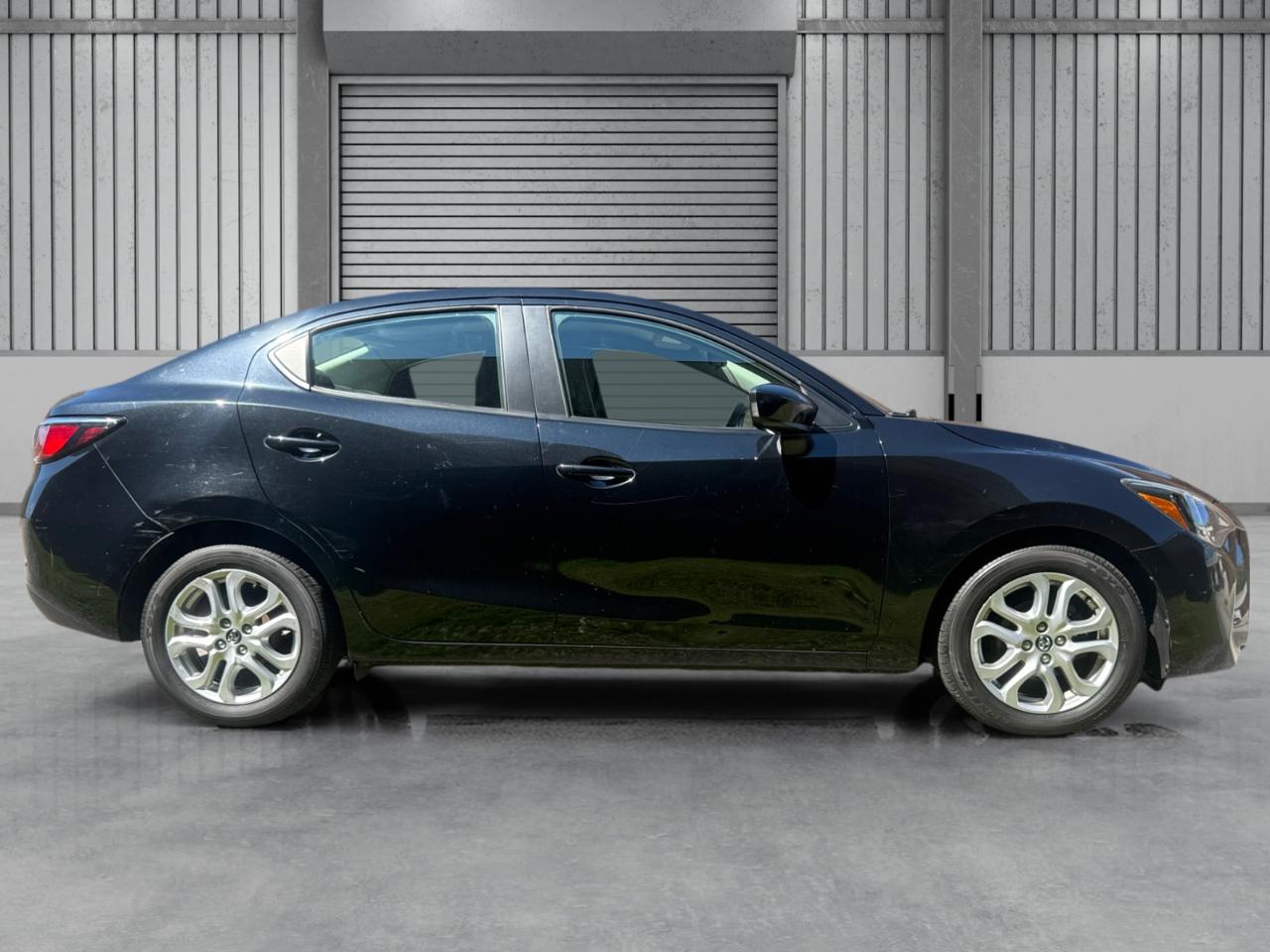 Toyota Yaris iA Auto (Natl) 2018