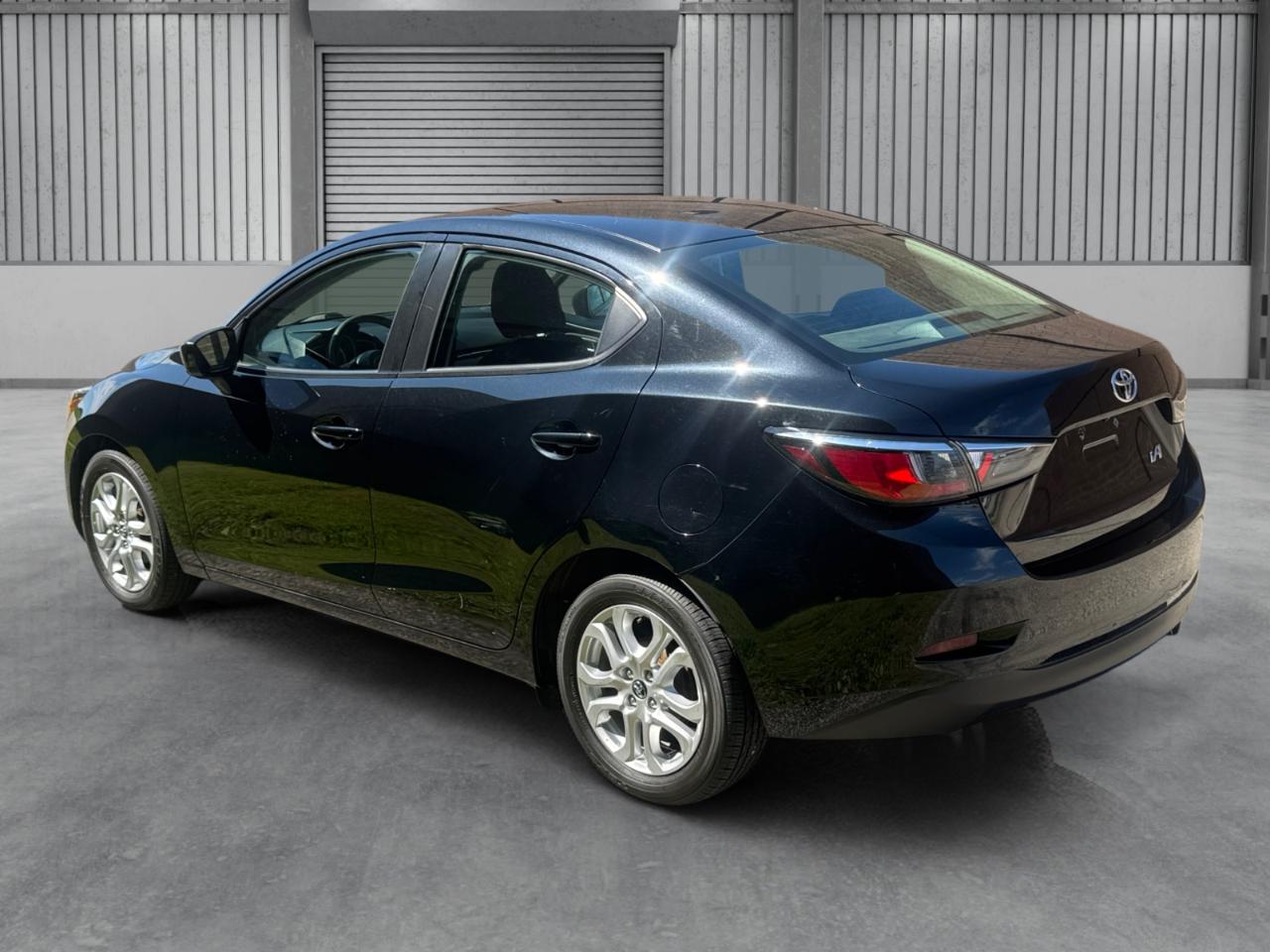 Toyota Yaris iA Auto (Natl) 2018