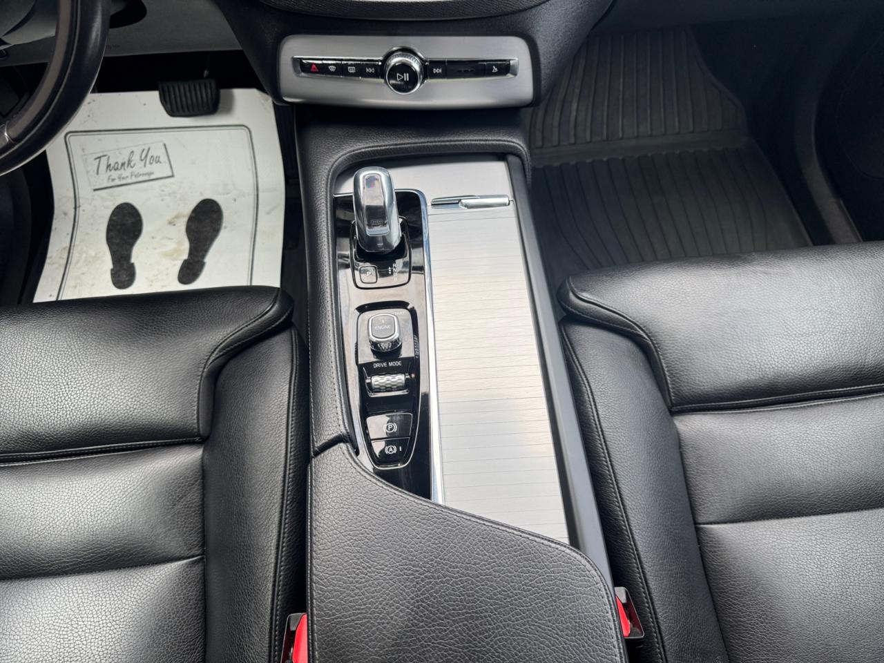 Volvo XC90 Hybrid AWD 4dr T8 Momentum 2016