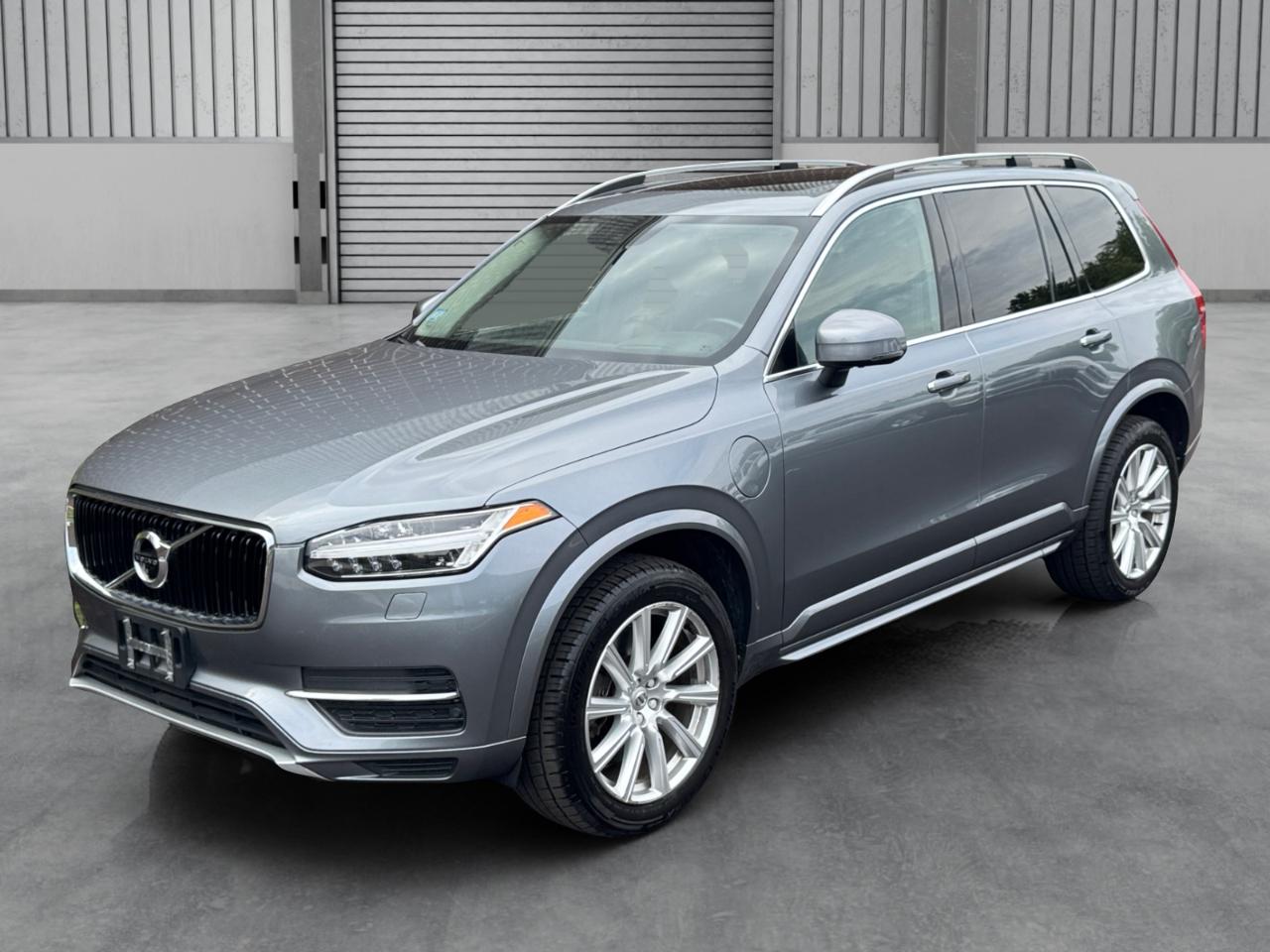 Volvo XC90 Hybrid AWD 4dr T8 Momentum 2016