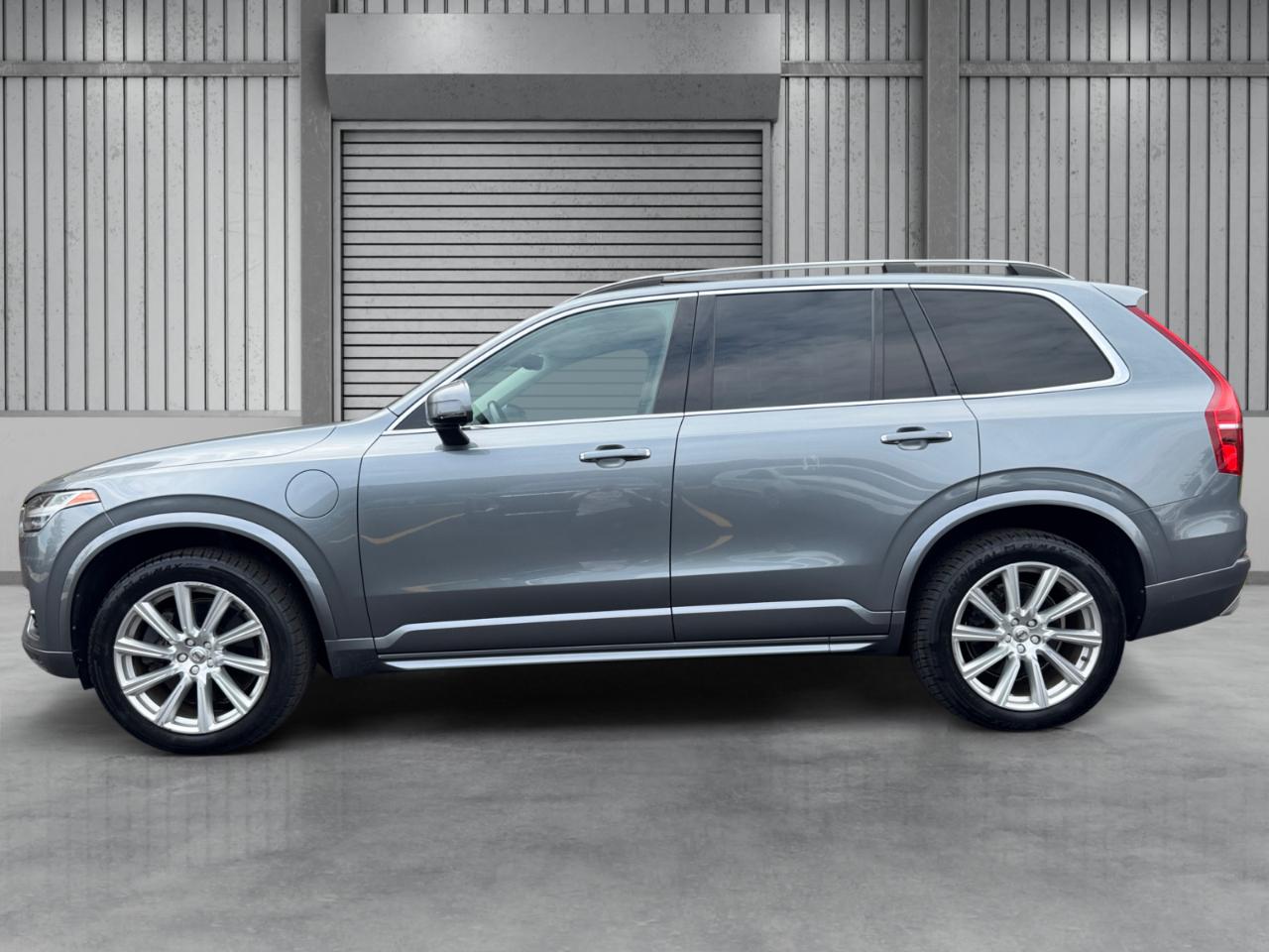 Volvo XC90 Hybrid AWD 4dr T8 Momentum 2016