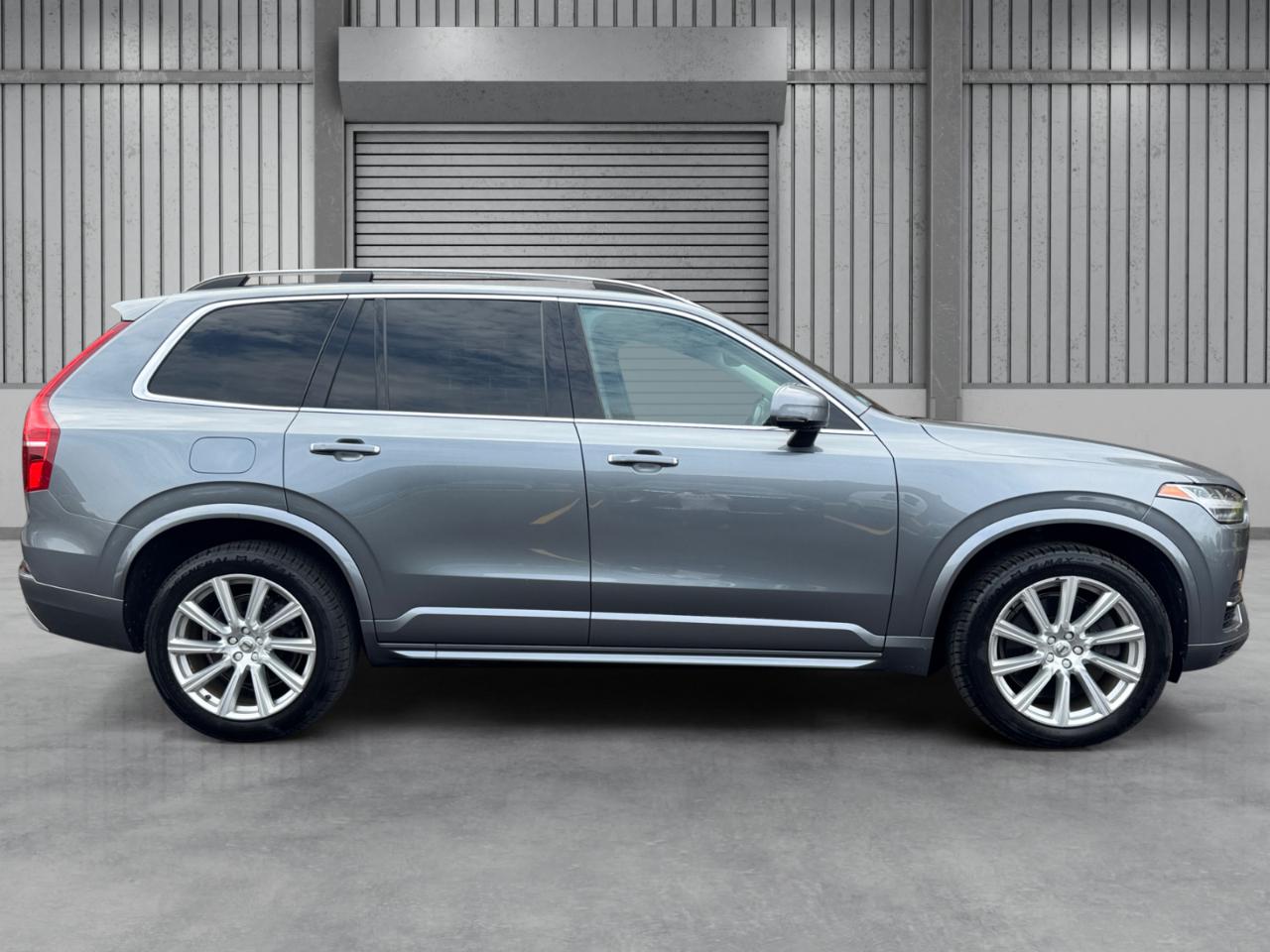 Volvo XC90 Hybrid AWD 4dr T8 Momentum 2016