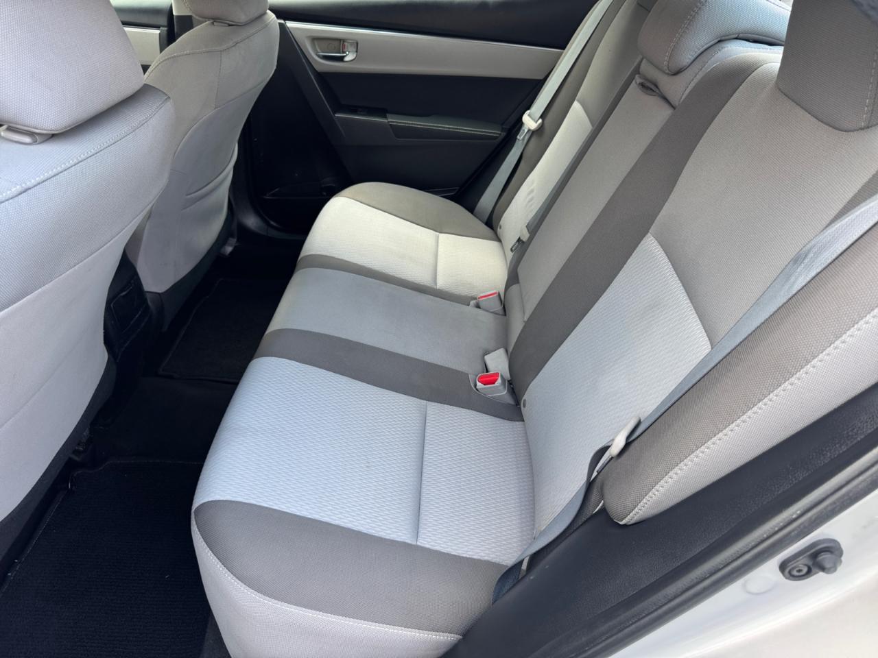 Toyota Corolla LE CVT (Natl) 2017