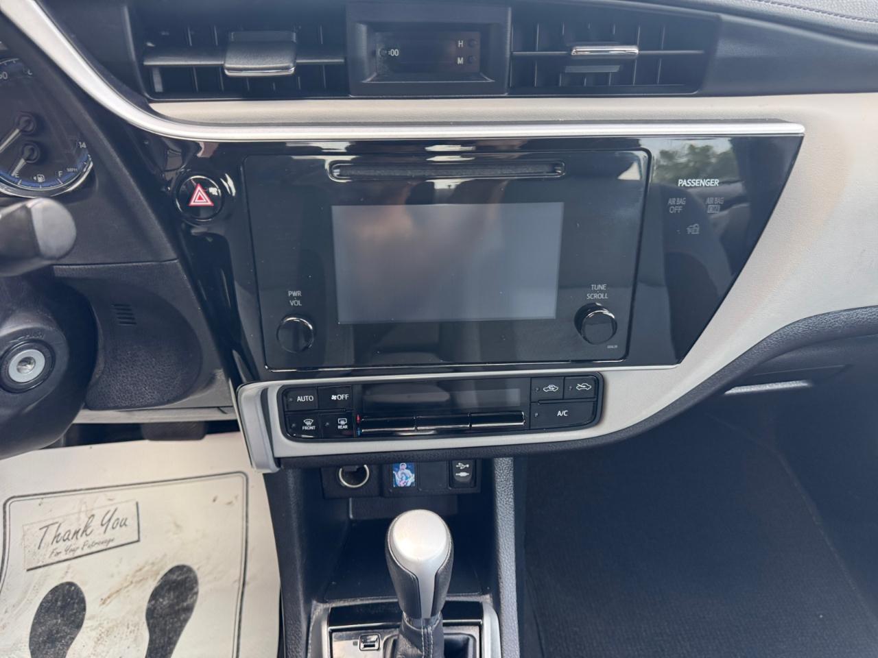 Toyota Corolla LE CVT (Natl) 2017