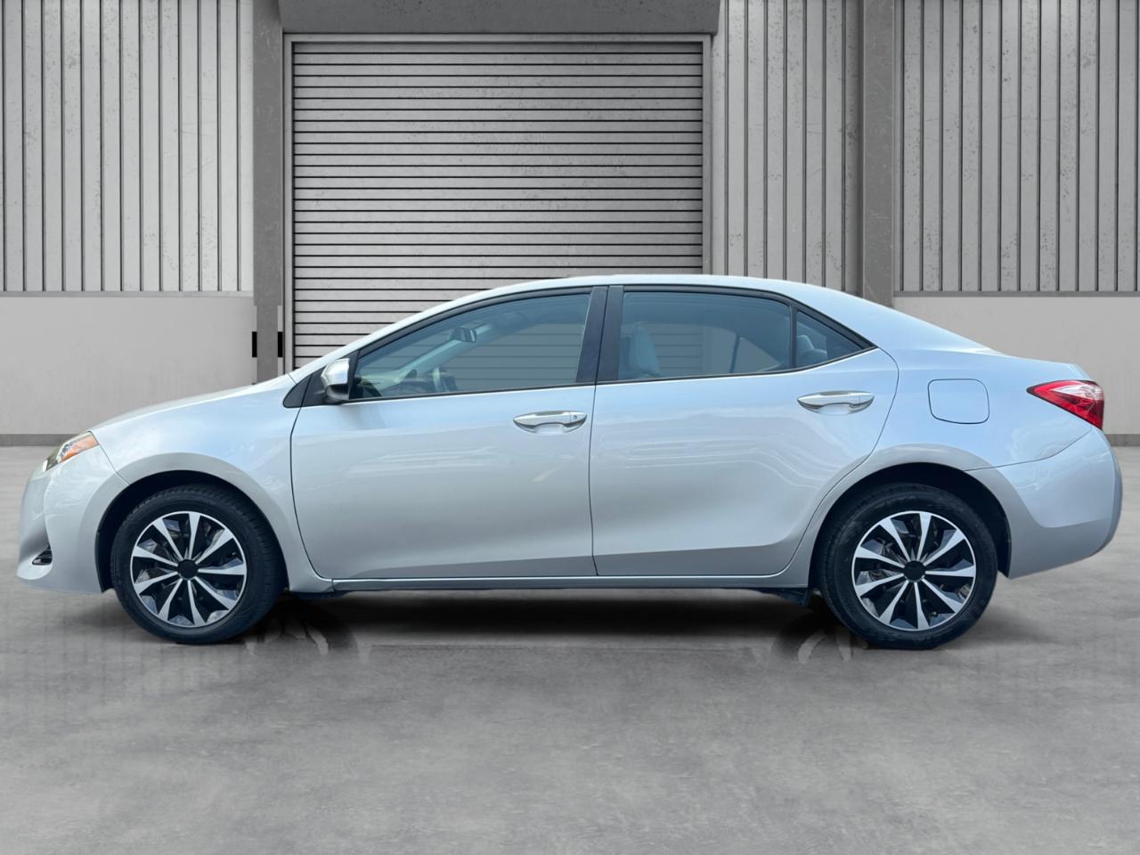 Toyota Corolla LE CVT (Natl) 2017