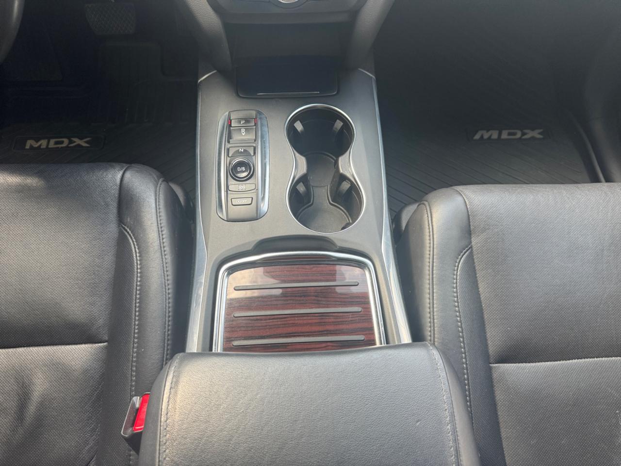 Acura MDX SH-AWD 4dr w/Advance 2016