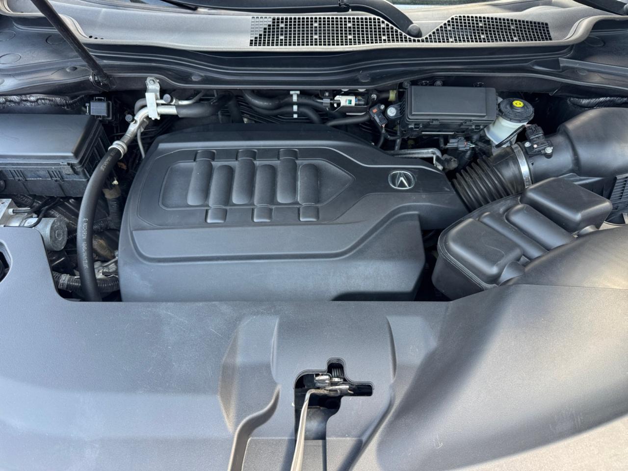 Acura MDX SH-AWD 4dr w/Advance 2016
